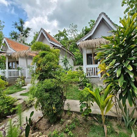 The Layar Homestay Batununggul Buitenkant foto