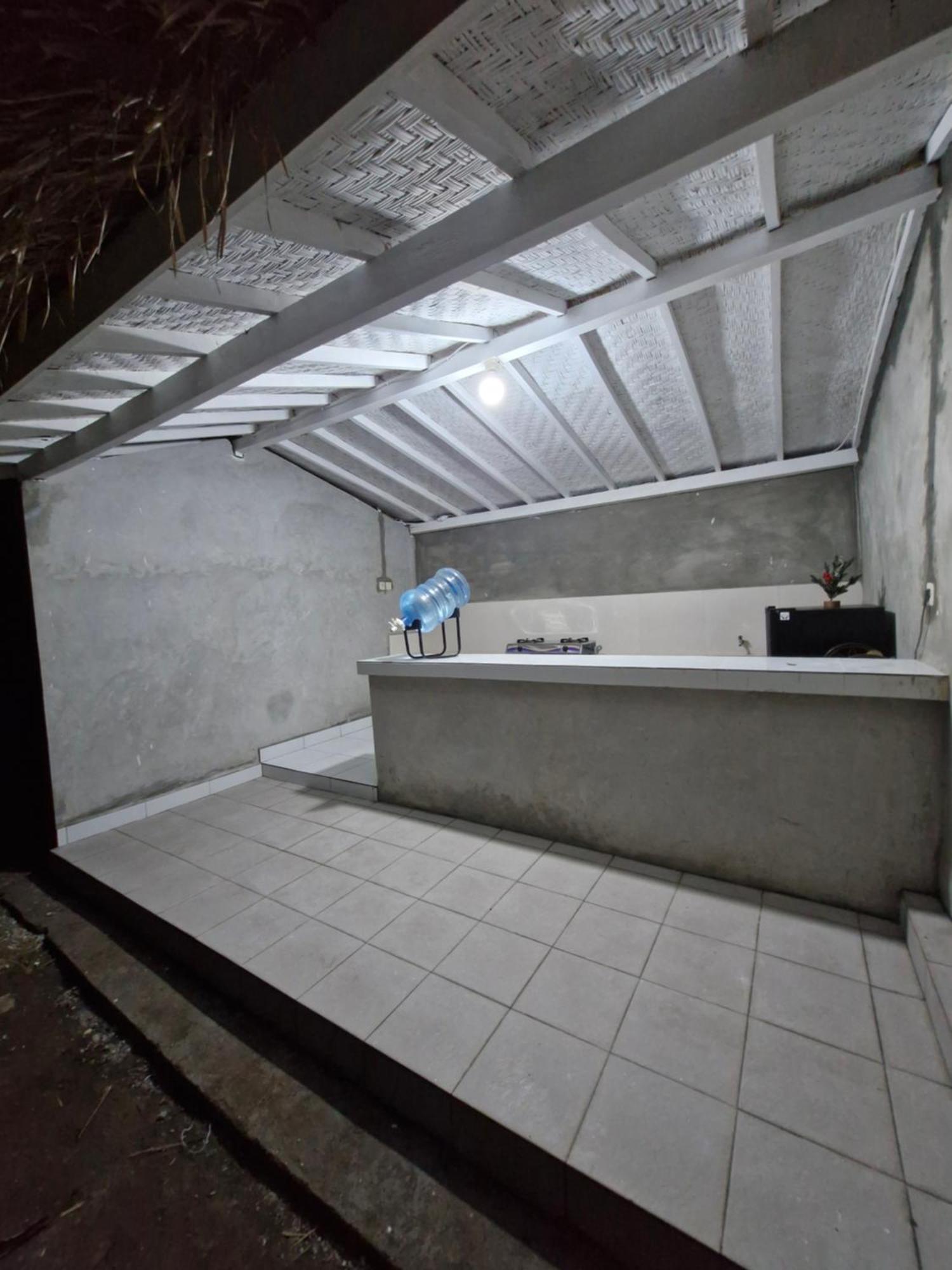 The Layar Homestay Batununggul Buitenkant foto